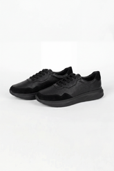 Men's Sneakers Designed With Classic Low-Top Shape Versatile Shoes