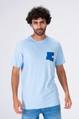 تيشيرت رجالي بياقة دائرية مع طباعة عصرية مميزة