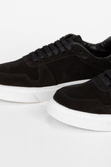 Men's Suede Sneakers With Front Lace-Up And High-Quality Material