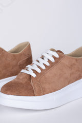 Men's Suede Sneakers With A Simple Design And Laces