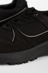 Men's Casual Shoes In Distinctive Design