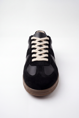 Men’s Tomato Store Retro Sneakers Contrast Panel Details Lace Up Design Gum Sole Shoes