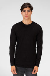 Men's Basic Plain Pullover With A Round Neck In Comfortable Material