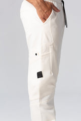 Men's Oversized Sweatpants With Drawstring In The Middle And Side Pockets