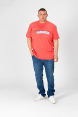 تي شيرت رجالي مطبوع برقبة دائرية ومقاس كبير