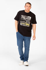 تي شيرت رجالي كبير الحجم برقبة دائرية وأكمام قصيرة مع طبعة سيارة أمامية