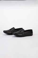 Mens Leather Shoes With High Quality Material And Basic Colors