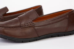 Mens Leather Shoes With High Quality Material And Basic Colors