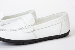 Mens Leather Shoes With High Quality Material And Basic Colors