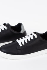 Mens Basic Sneakers Shoes With A Simple Design For Daily Use