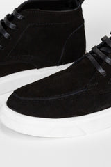 أحذية رجالية عالية الرقبة من الجلد المدبوغ بتصميم عصري