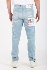 Men's Boyfriend Cutting Jeans Printed With Badge Tomato On The Back