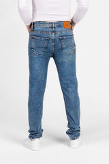 بنطلونات جينز رجالية سليم فيت يوزد مع شارة توميتو في الخلف
