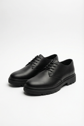 Men's Derby Classic Shoes Smooth Matte Leather Heavy-Duty Lugged Rubber Sole Classic Lace-Up Design