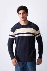 كنزة محبوكة كلاسيكية برقبة دائرية وقصة Slim Fit مع تصميم خطوط للرجال