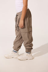 Boy's Oversize Sweatpants With Elastic Waistband And Side Pockets