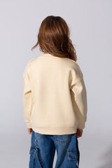 Girl's Slim Fit Round Neck Sweatshirt With A Heart Print On The Front