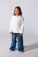 Girl's Basic Plain Pullover With A Round Neck And Long Sleeves