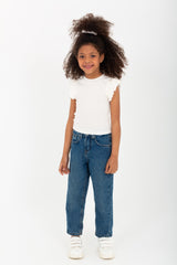 تي شيرت للبنات بكشكش على الكتف ومادة فريدة