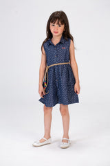 Girls Stars Print Jacar Dress With Front Buttons And A Burlap Belt In The Middle