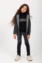 طقم بنات بجيب أمامي طويل وقصة عادية مع قبعة