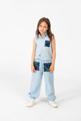 طقم بنات مطبوع بجيوب وقصة عملية ومريحة