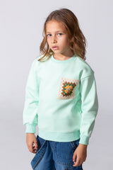 Girl's Slim Fit Sweatshirt With A Round Neck And Front Print