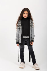 طقم كاجوال للبنات بياقة عالية وجيوب مع تصميم فريد