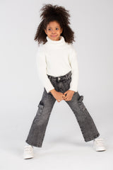 Girl's Used Details Wide Leg Style Jeans Pants That Features A Unique Cut