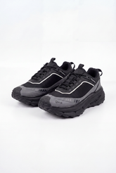 Men’s Tomato Store Trail Sneakers Breathable Mesh Panels Lace Up Closure Rugged Grip Sole Duck Shoes