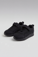 Boy's Dual-Closure System Tomato Store Padded Collar And Tongue For Enhanced Comfort Shoes
