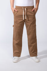 Men’s Casual Jogger-Style Elasticated Waistband Functional Side Pockets Utility-Inspired Thigh Seam Detailing Versatile Modern Look Wide leg Pants