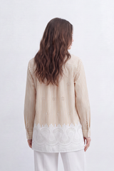 Women’s Tomato Store Stripe Lace Border Blouse Vertical Line Print Meets Cutwork Hem Artwork With Small Stud Embroidery Detail