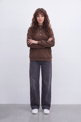 Women’s Tomato Store Snap Panel Sweatshirt Smooth Matte Surface With Front Button Placket Detail Relaxed