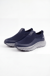 Men's Tomato Store Easy Step Slip On Sneakers Breathable Grid Texture Across The Upper Smooth Side Panels Logo Tongue Patch Pull Tab Detail Duck Shoes