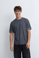 Men’s Tomato Store Basic T-Shirt With Contrast Sleeve Stripes