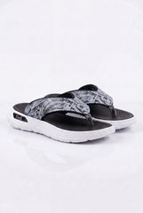 Women’s Tomato Store Printed Thong Cushioned Footbed Graphic Strap Duck Slipper