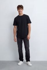 Men’s Tomato Store Textured T-Shirt Relaxed Fit Subtle Ribbed Surface Clean Minimal Design