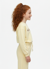 طقم بنات مكون من قطعتين قصير مع طبعة على الصدر وأكمام طويلة ملابس ميلتون