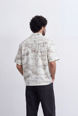 Men’s Tomato Store Abstract Marble Shirt Fluid Sketch Print Lightweight Camp Collar Design