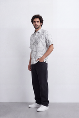 Men’s Tomato Store Abstract Print Resort Shirt Artistic Wash Pattern Box Fit Camp Collar Design