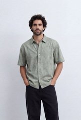 Men’s Tomato Store Abstract Print Resort Shirt Artistic Wash Pattern Box Fit Camp Collar Design