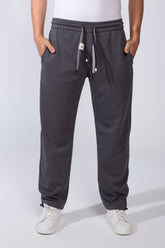 بنطال رياضي رجالي أساسي بقصة ساق واسعة