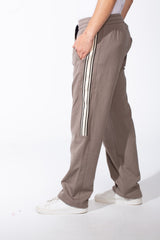 Men's Elasticated Waistband Drawstrings Multi-Stripe Side Single Back Pocket Double Needle Wide Leg Sweatpants