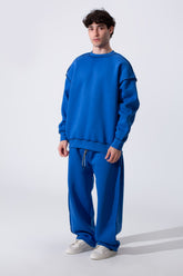 Men's Tomato Store Oversized Classic Crew Neckline Exposed Contrast Stitching Details Outfit