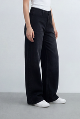 Women’s Tomato Store Straight Leg Denim Clean Washed Look Jeans Pants