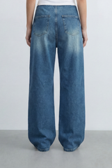 Women’s Tomato Store Straight Leg Denim Clean Washed Look Jeans Pants