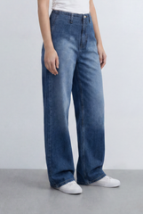 Women’s Tomato Store Straight Leg Denim Clean Washed Look Jeans Pants