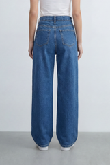 Women's Wide Leg High Rise Jeans Tomato Store Five Pocket Style With Zip Fly Closure And Washed Finish
