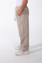 Boy's Relaxed Wide-Leg Design Elastic Waist Side Pockets Maximum Comfort Casual Look Perfect For Everyday Sweatpants